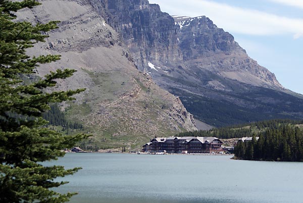 Many Glacier hotel