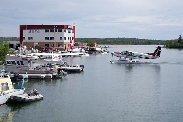 float planes