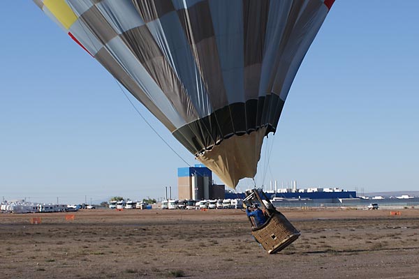 balloon hit the ground